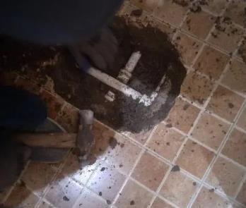 文峰卫生间漏水维修公司为您分享下卫生间渗水如何处理及注意事项